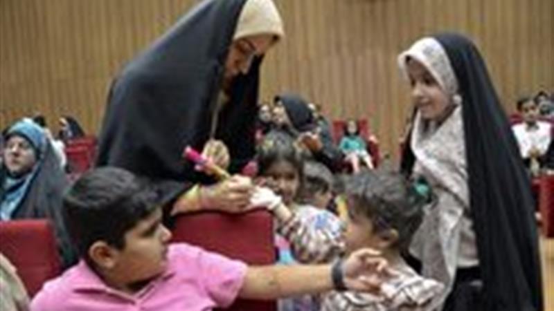 برگزاری جشن بزرگ مادر فرزندی حنای شادی بر دستانِ بیعت
