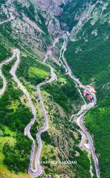 یکی از زیباترین جاده های ایران