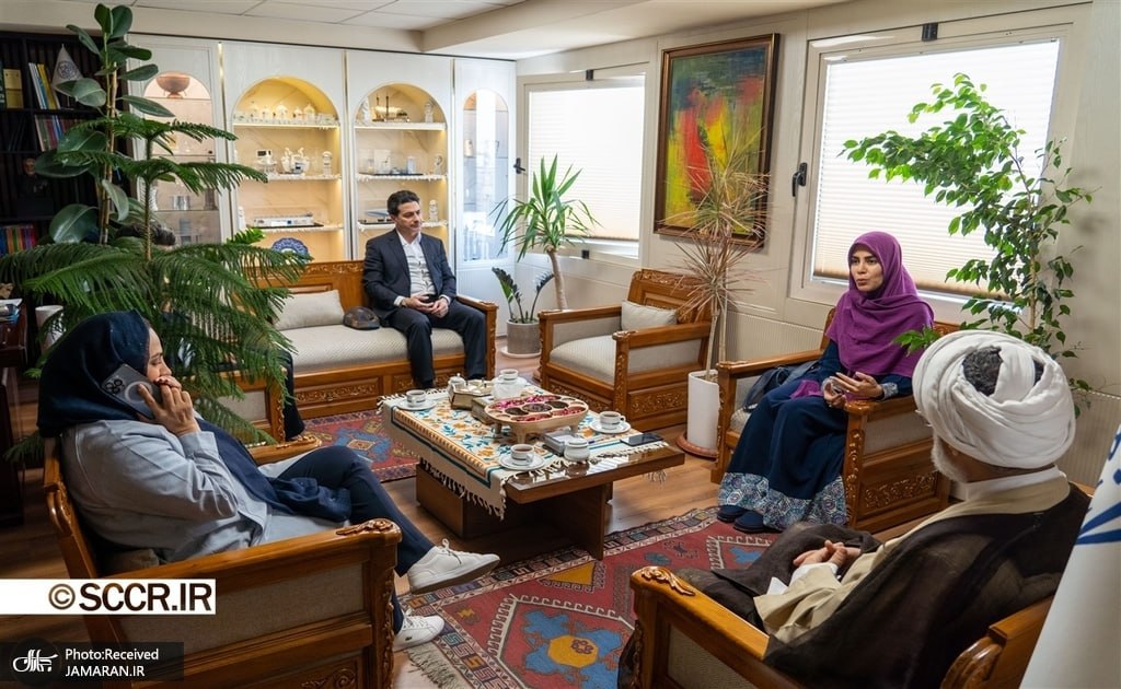 نشست همایون شجریان با دبیر شورای عالی انقلاب فرهنگی!  