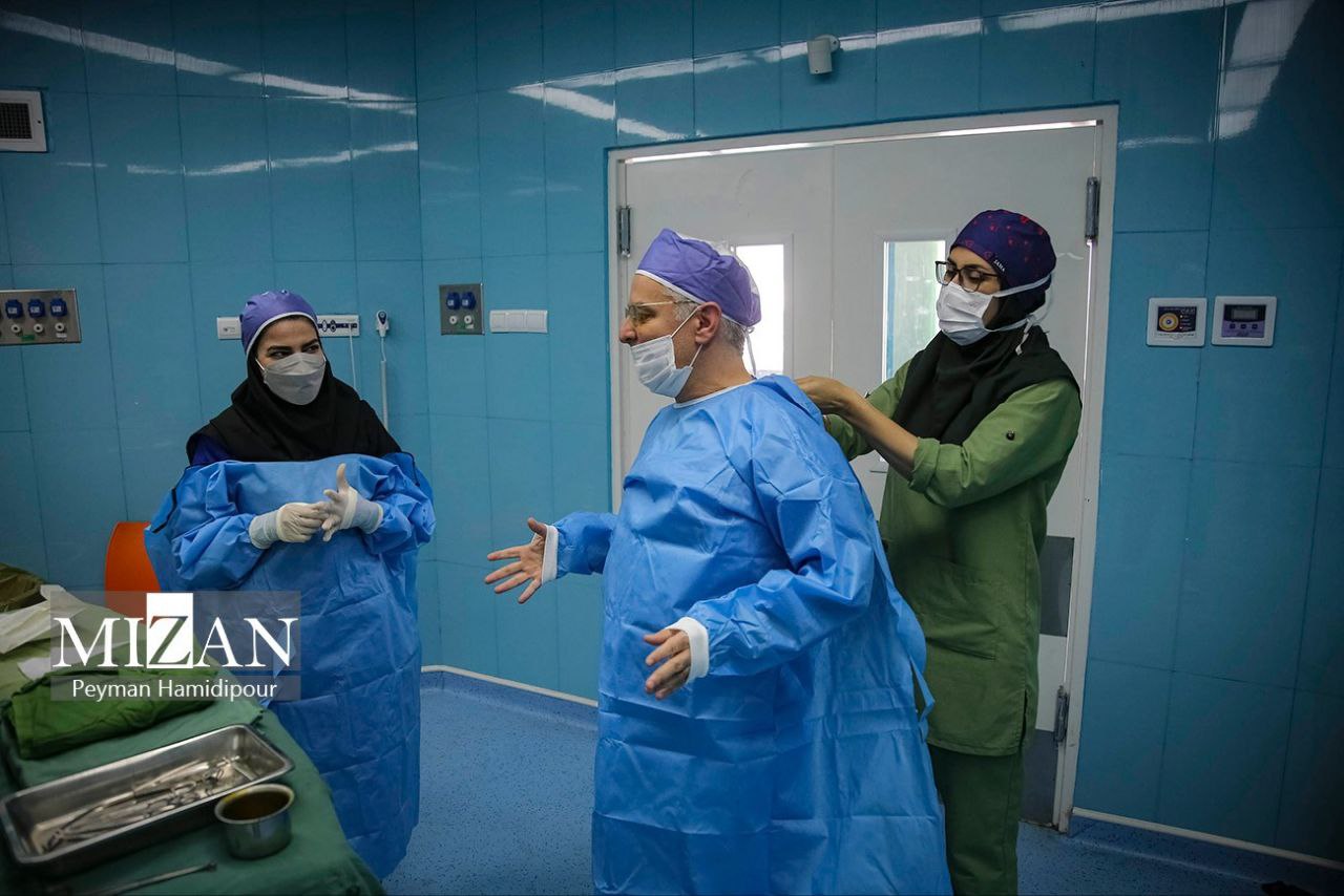 عکس/ پزشکان و متخصصان پای کار جراحی رایگان کودکان با ناهنجاری‌های مادرزادی