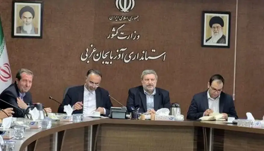 حضرتی: باید بدون ترس برای درمان مسائل کشور عمل کنیم