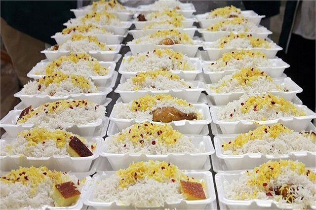 طبخ و توزیع 90 هزار پُرس غذای گرم در فارس همزمان با عید غدیر