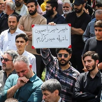 عکس/ راهپیمایی مردم زنجان در محکومیت ترور فرماندهان سپاه و دانشمندان هسته‌ای
