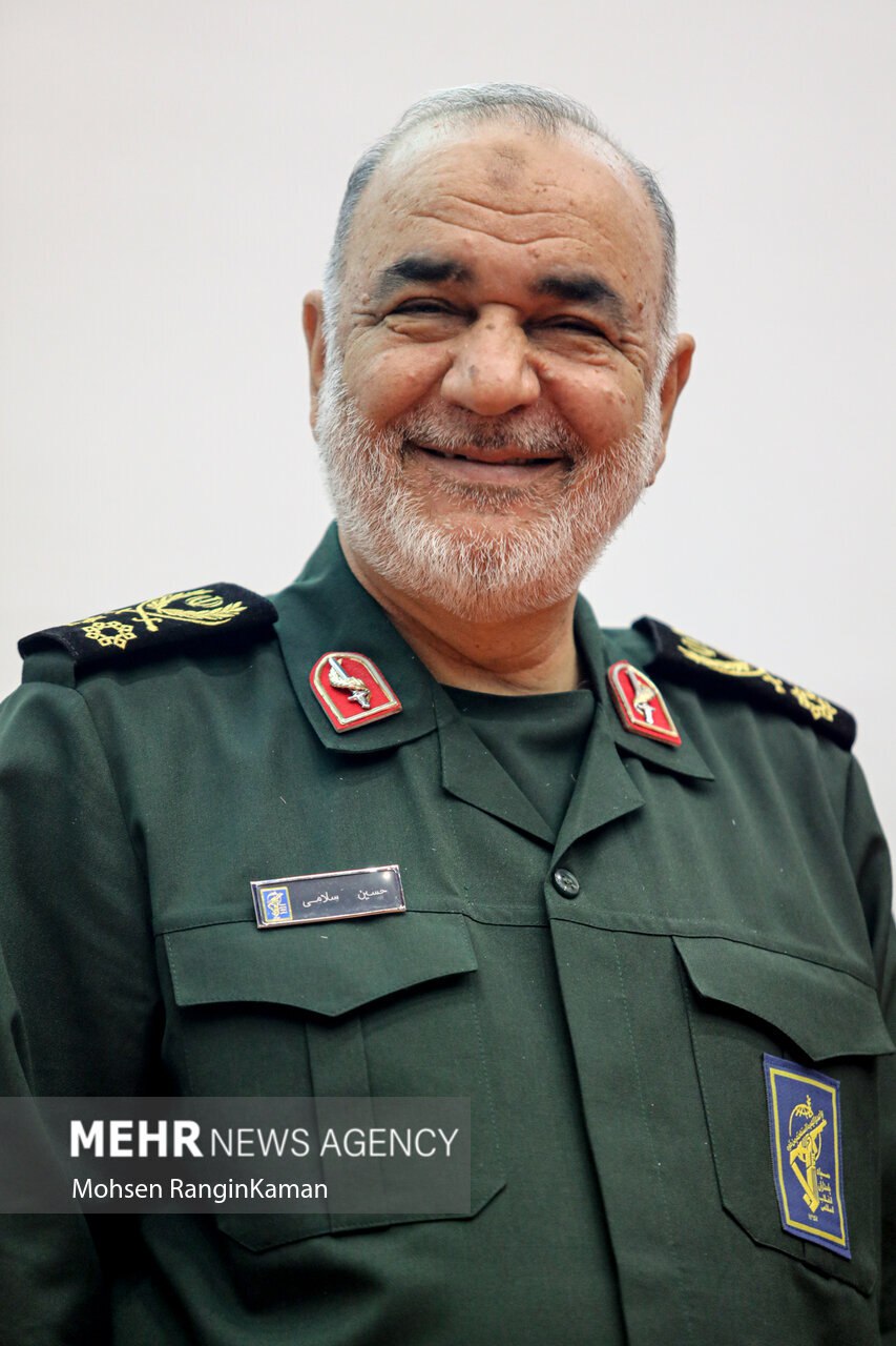 عکس/ سردار سپهبد شهید حسین سلامی