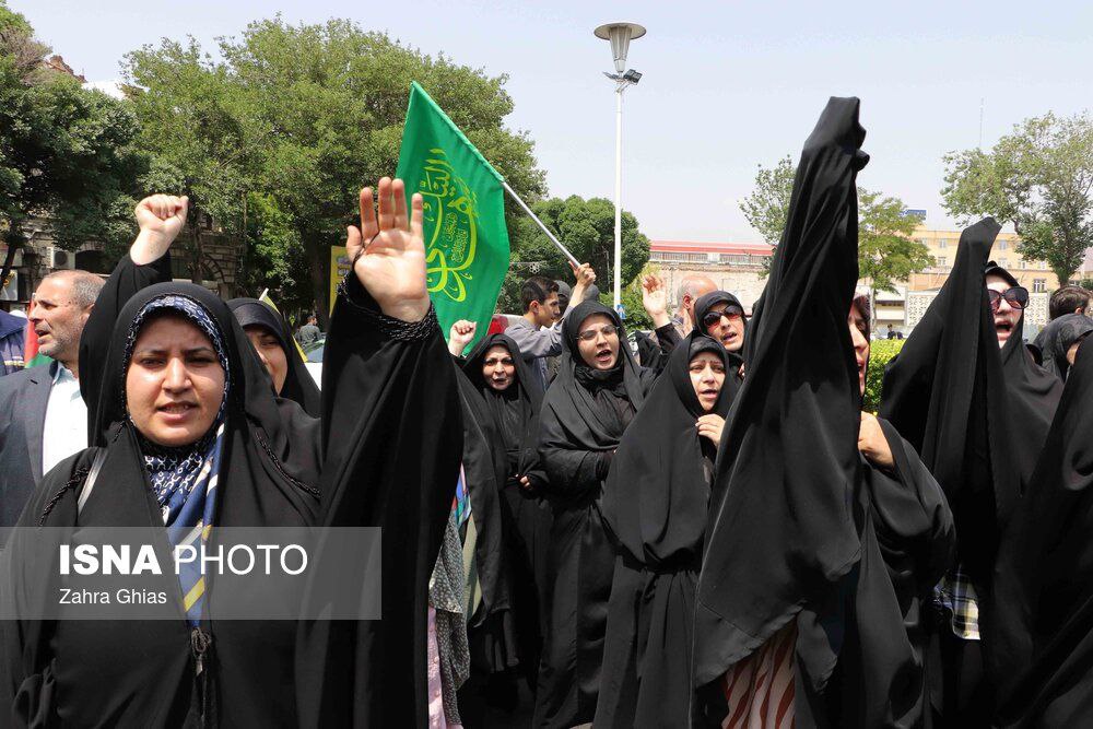 عکس/ راهپیمایی مردمی علیه تهاجم رژیم صهیونیستی به ایران در تبریز
