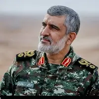 تصویری از لباسی که شهید حاجی‌زاده هنگام شهادت به تن داشت 