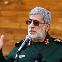 تکذیبِ قرارگرفتن تصویر سردار قاآنی در بین شهدا 