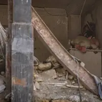 عکس/ عروسک به جا مانده از کودکان شهید