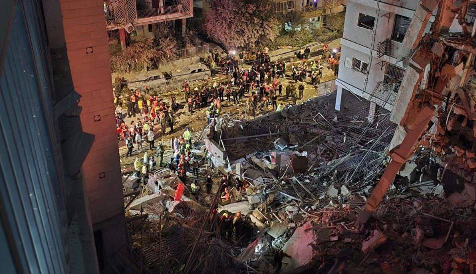 شهردار بت‌یام: 61 ساختمان در حملات ایران آسیب دید