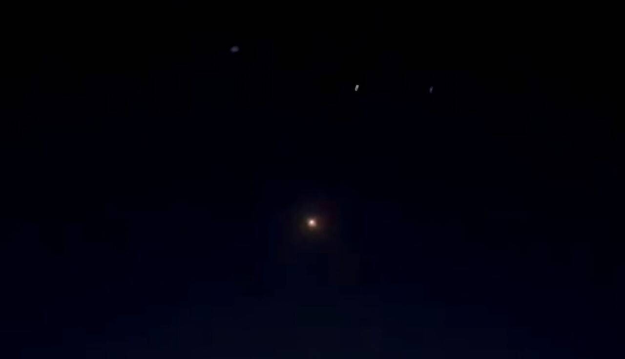 پدافند سنندج یک ریزپرنده را ساقط کرد