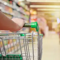 عرضه کالاهای اساسی در حال انجام است