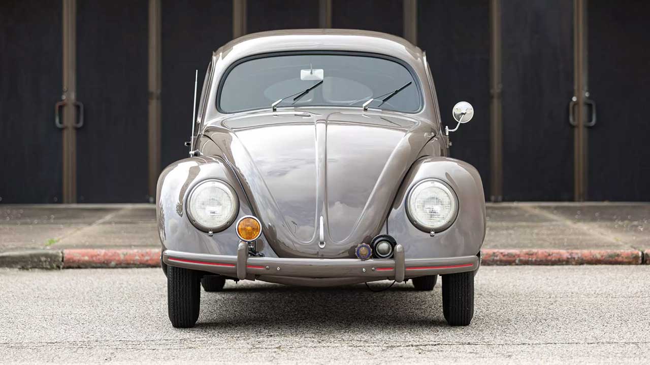 قیمت 100 هزار دلاری فولکسواگن بیتل 1952 با 24 اسب بخار قدرت!
