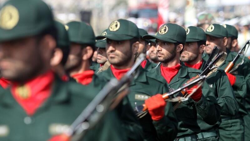 نماینده مجلس: نیروهای مسلح از هیچ کوششی برای دفاع از میهن اسلامی دریغ ندارند