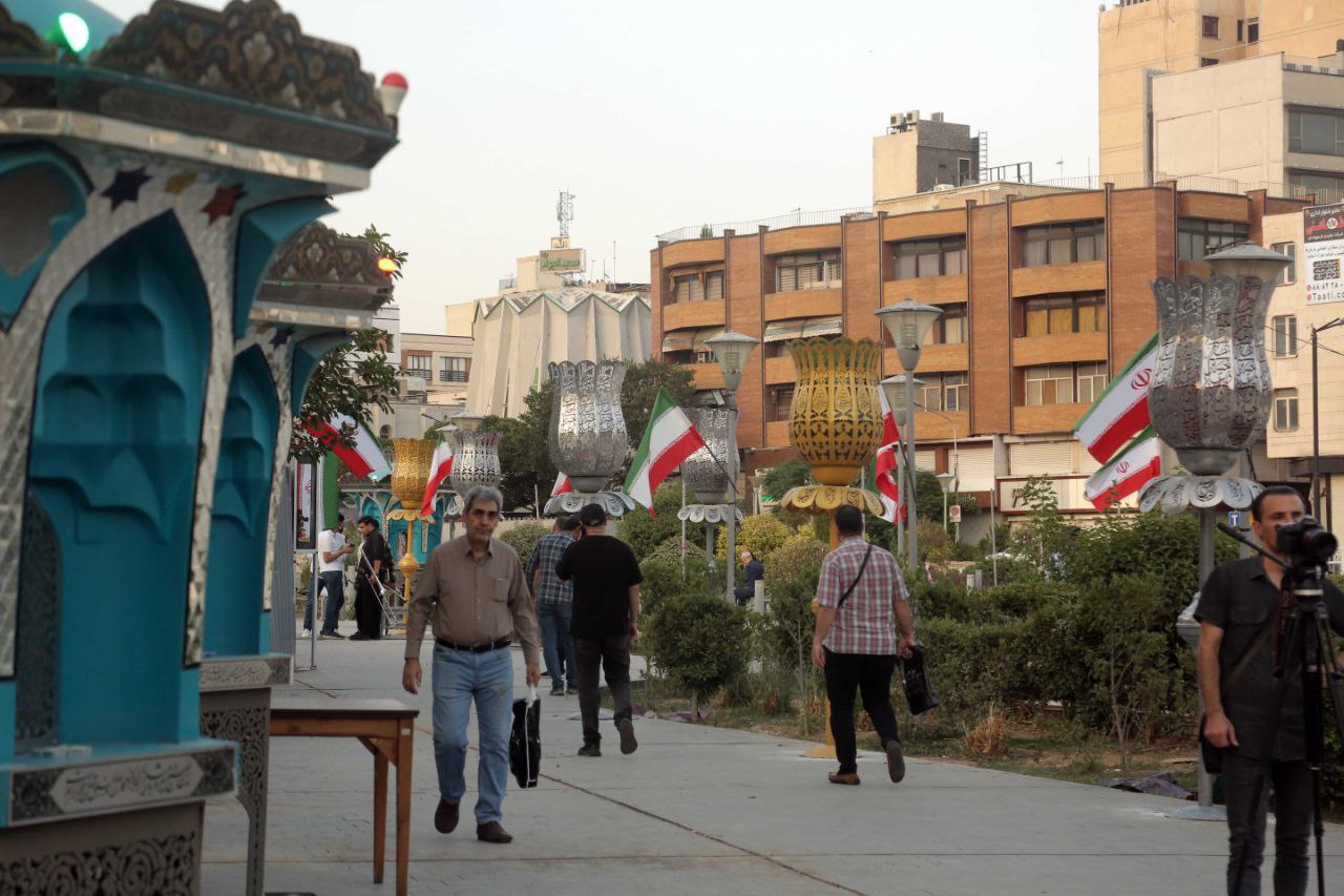 عکس/ بزرگداشت شهدای تهران در میدان هفت‌تیر