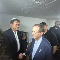 عکس/ جلسه عزای سرلشکر کشته شده اسرائیلی در پناهگاه