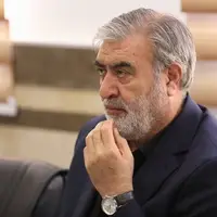 عزیزی: ارسال فیلم و تصویر به شبکه‌های معاند اقدام علیه امنیت ملی است
