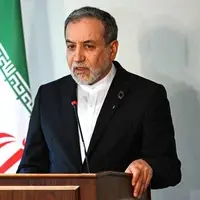عراقچی: سرزمینی که کودکانش با روضه امام حسین(علیه‌السلام) بزرگ شده‌اند غیر قابل شکست است