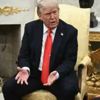 گزافه گوییِ ترامپ: ما خواهان تسلیم کامل ایران هستیم