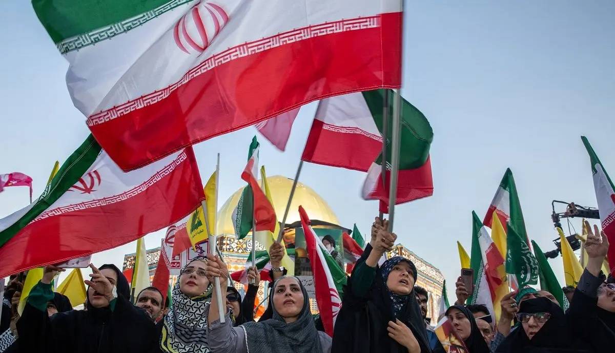 ظهور جنبش خودجوش «دفاع از ایران»