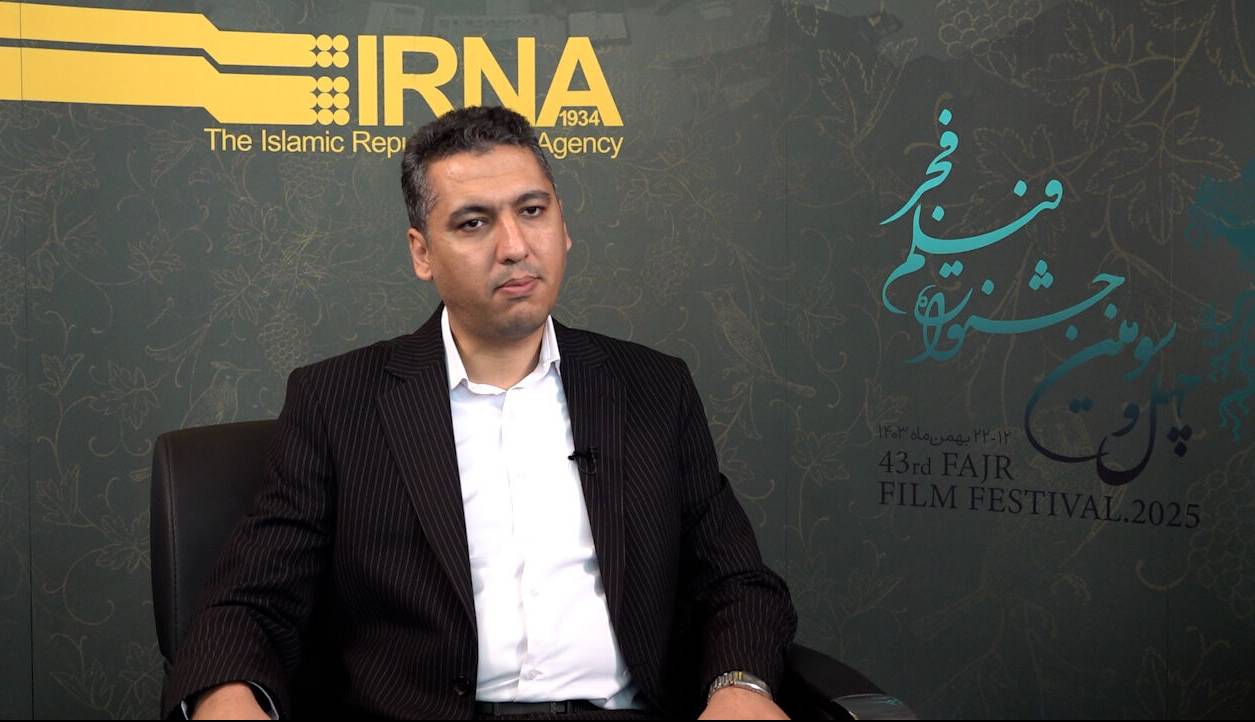 کارگردان سینما: وطن فروش‌ها خیال خامشان را به گور خواهند برد