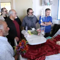 عکس/ عیادت اهالی سینما از مجروحان حملات وحشیانه رژیم صهیونیستی