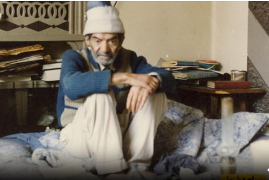 گشتی در خانه ساده و سنتی استاد شهریار