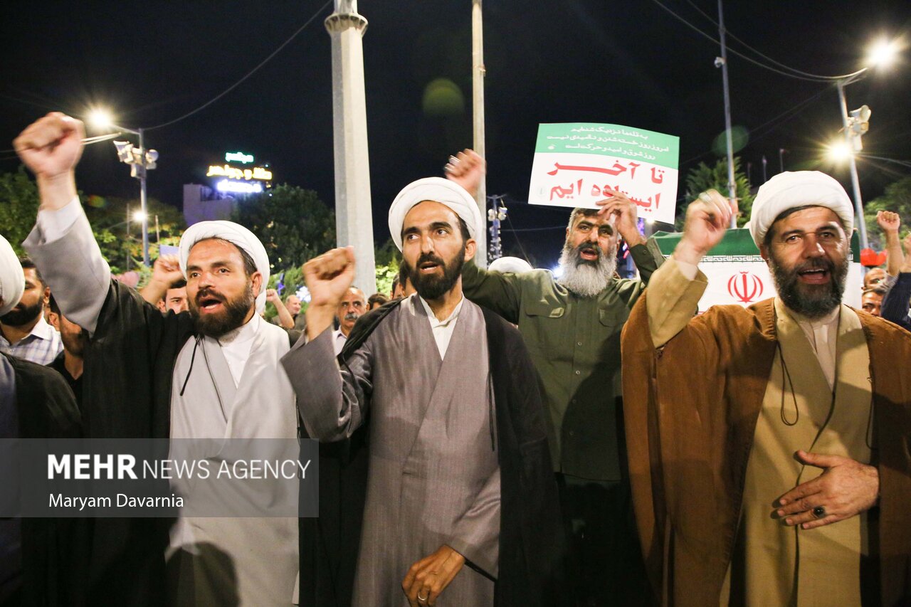 اجتماع مردمی در حمایت از رهبری در بجنورد