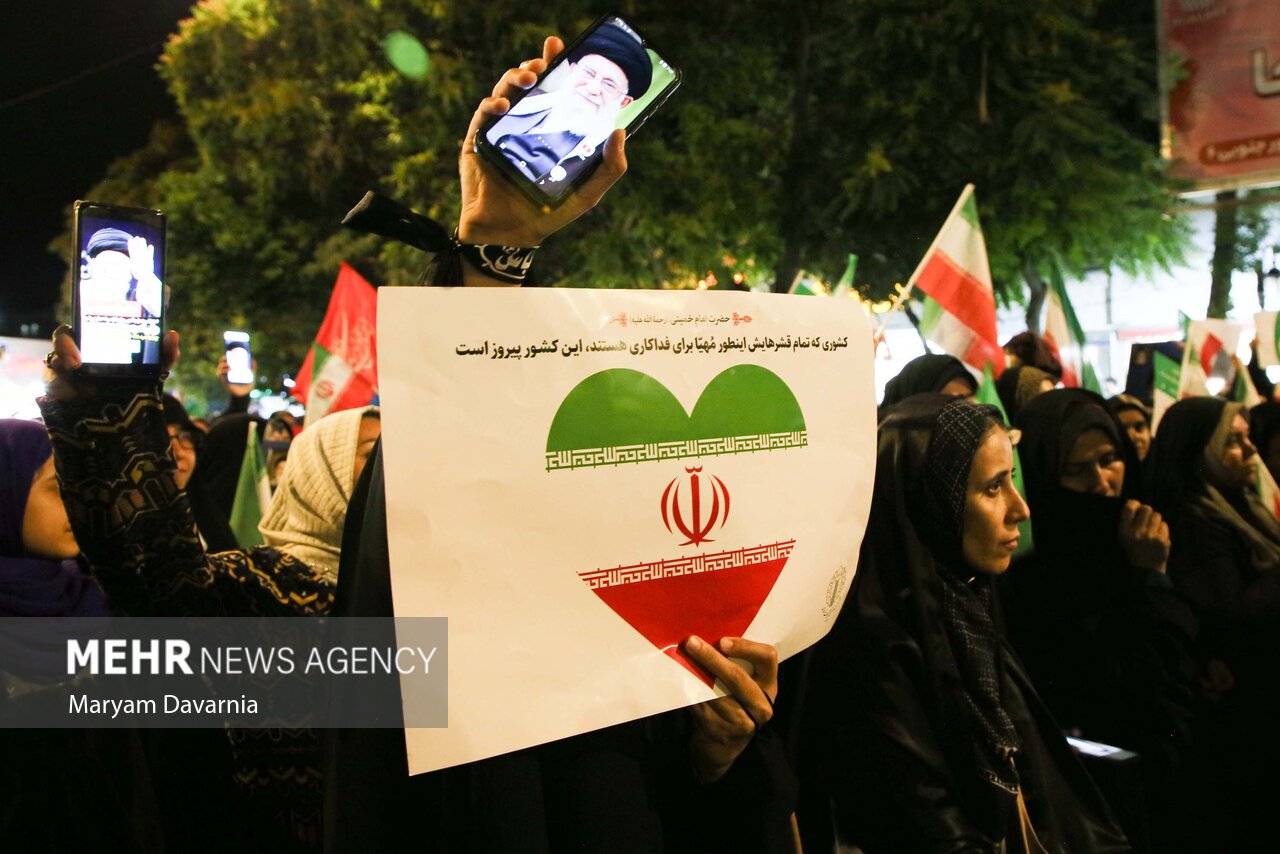 اجتماع مردمی در حمایت از رهبری در بجنورد