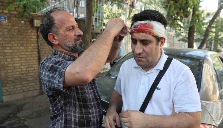 برای افرادی که دچار سوختگی یا جراحت ناشی از انفجار شدهاند چه باید کرد؟
