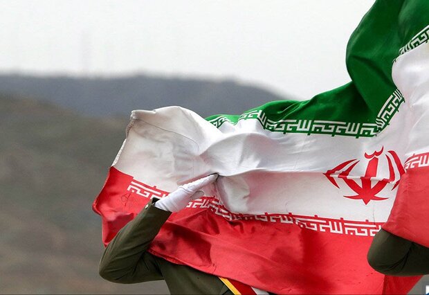 سرمقاله دنیای اقتصاد/ برای وطن