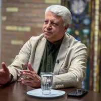 یک تحلیلگر: صدا و سیما از منتقدانی که سابقه زندان دارند هم استفاده کند