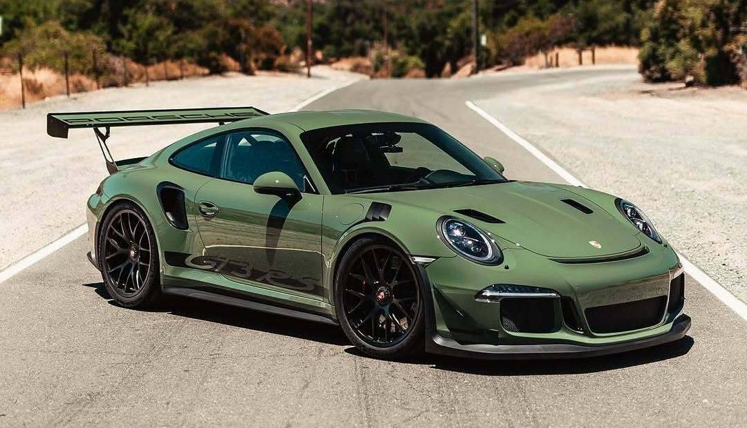پورشه GT3 RS به رنگ زیتونی؛ جذابیت خیره‌کننده یک سوپراسپرت 