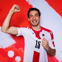 مدافع سابق پرسپولیس به تیم رقیب نزدیک شد
