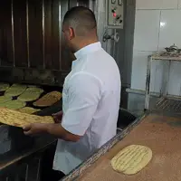 ساخت مجتمع‌های نان در تبریز برای رفاه شهروندان و کاهش صف‌های طولانی  