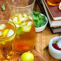 طرز تهیه شربت سکنجبین زعفرانی؛ شربت خنک و خوشمزه برای روزهای گرم!