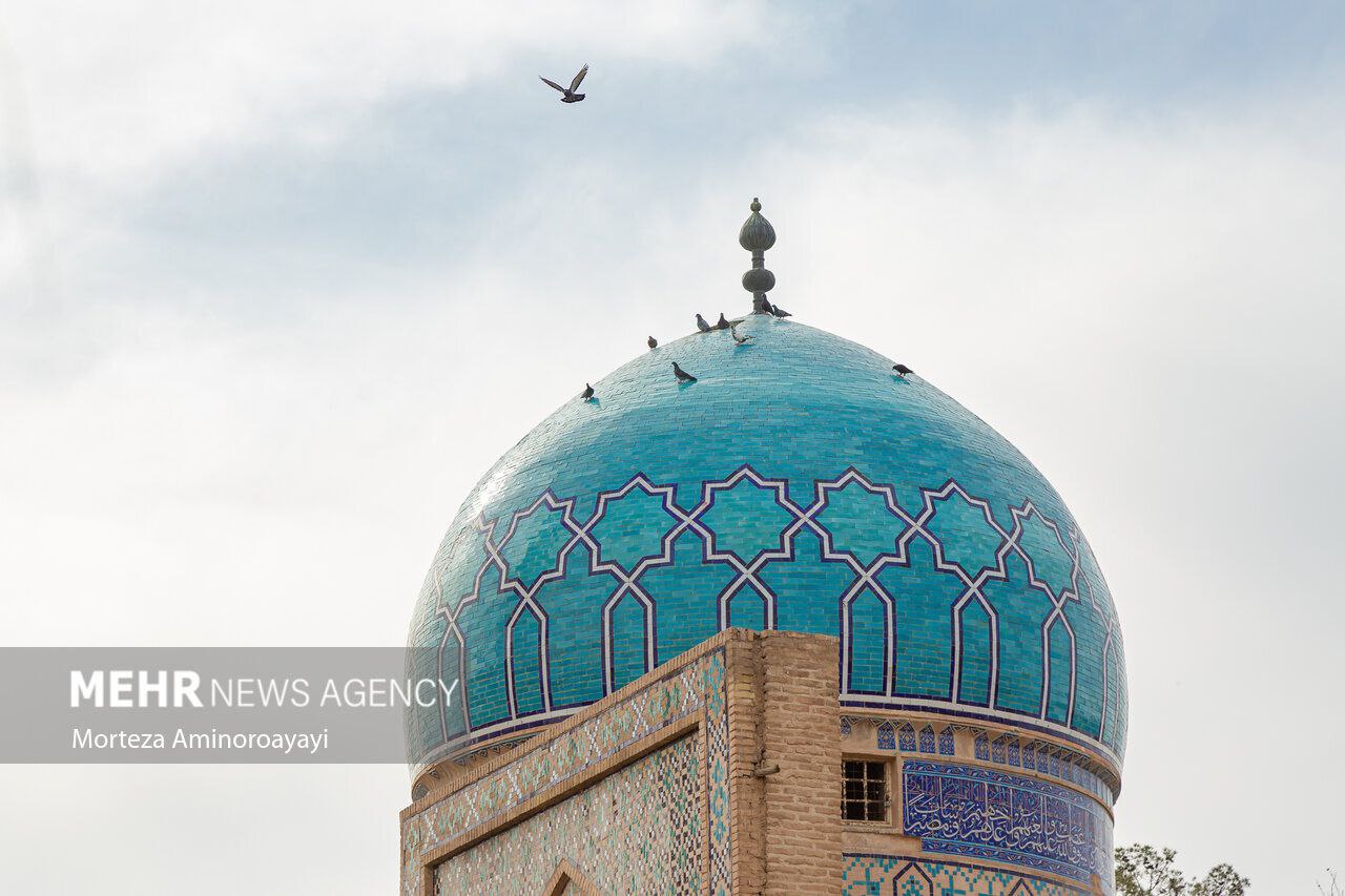 تا ابد دوستت خوام داشت
