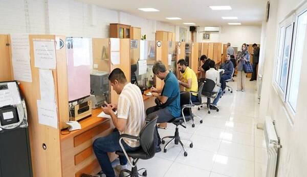 ارائه خدمات هویتی بدون وقفه در ادارات ثبت احوال به شهروندان