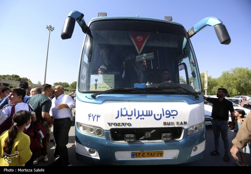 بازگشت زمینی حجاج به کشور در اصفهان