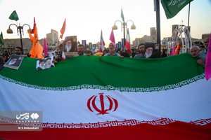 یزدی‌ها بشارت فتح را جشن گرفتند
