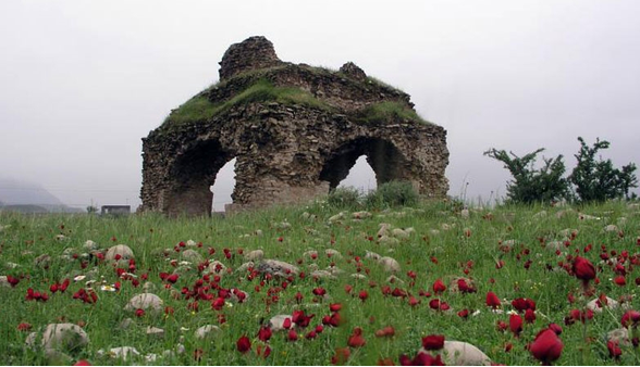 بیش از ۱۵۰ اثر تاریخی در حال بررسی و تحقیق در گچساران وجود دارد