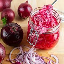 ترشی پیاز؛ یک چاشنی رستورانی و راحت