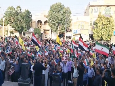 رجزخوانی مردم کرمانشاه در تشکر از اقتدار نیروهای مسلح