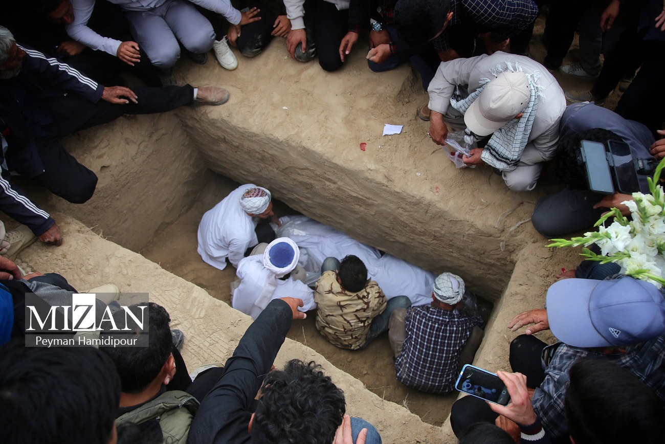 عکس/ تشییع پیکر شهید مدافع وطن «حامد ربانی»