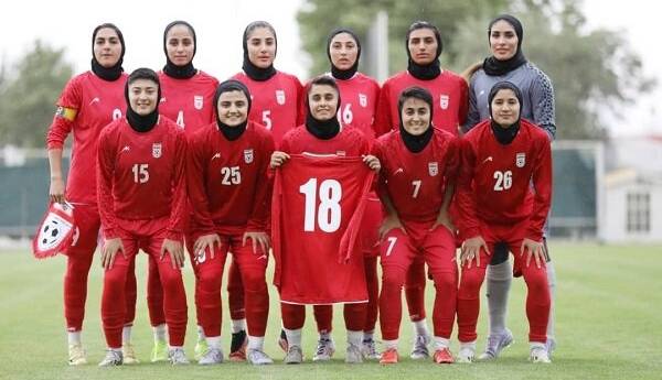 بلاتکلیفی تیم ملی فوتبال زنان ایران در آستانه رقابتهای مهم آسیایی