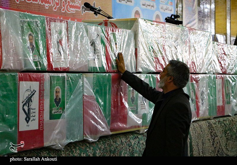 عکس/ وداع با ۱۰ شهید حمله صهیونی‌ در کرمان‌