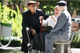 چرا سالمندان سحرخیز می‌شوند؟