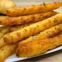 طرز تهیه سیب زمینی های ترد و خوشمزه 
