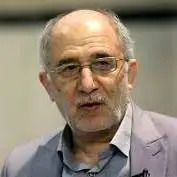 فرمانده سابق نیروی دریایی سپاه: مسئولان عوامل تضعیف‌کننده انسجام ملی را حذف کنند