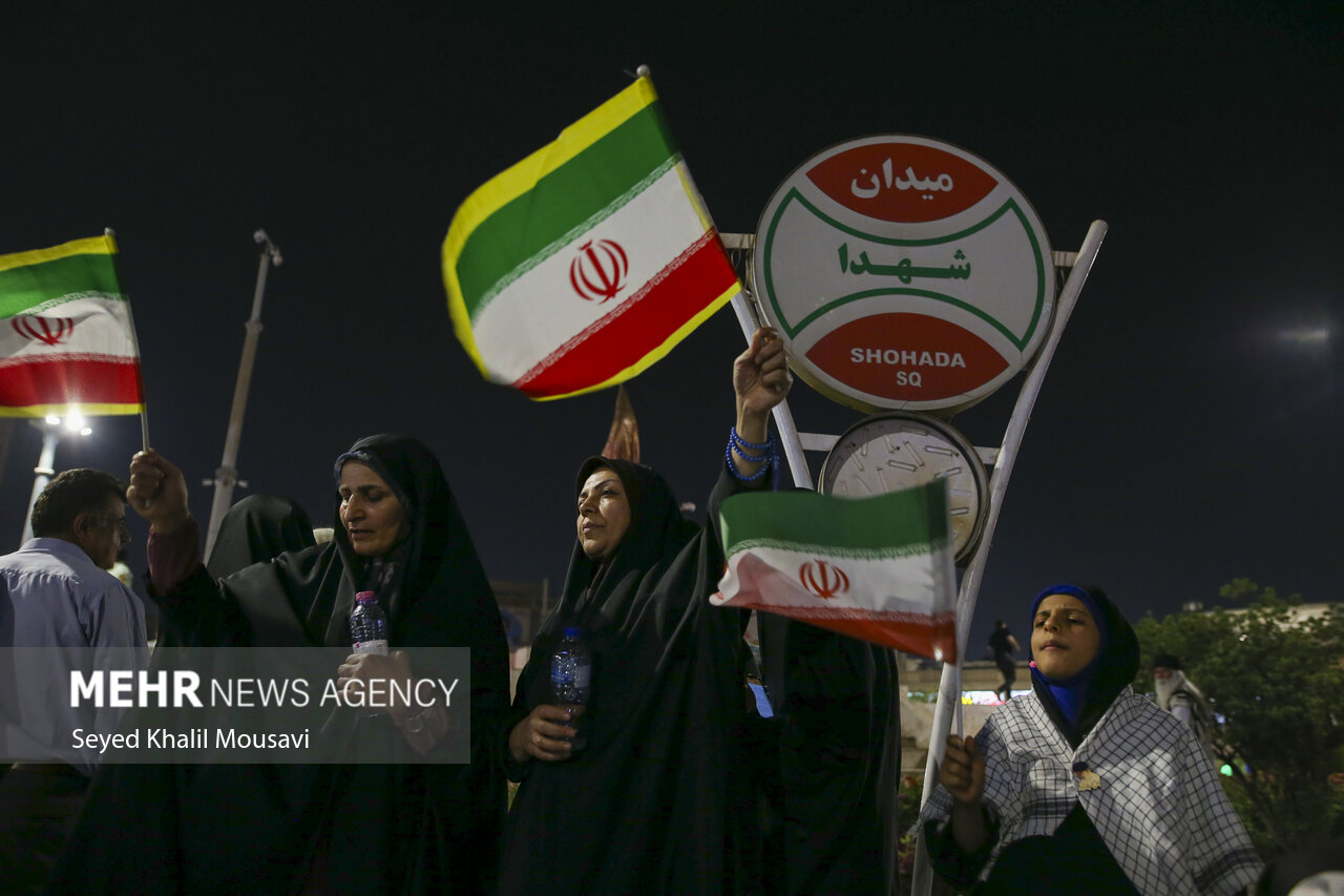 تجمع مردمی برای حمایت از عملیات «بشارت فتح» در اهواز