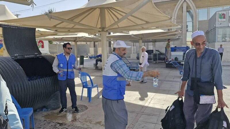 نخستین گروه از زائران حج تمتع به کردستان بازگشتند